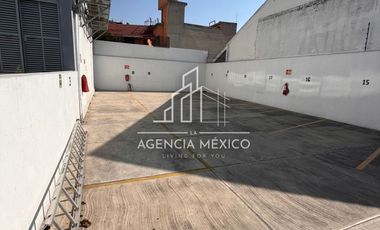 Edificio en Venta Av. Lomas Verdes
