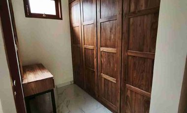 For rent luxury vila 3 bedroom with rooftop view jungle near Ubud