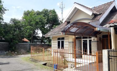 Rumah Komplek Harjamulia Indah Estate MURAH