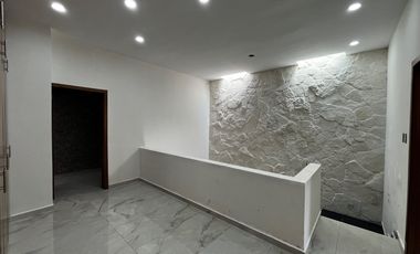 Casa nueva de 3 recámaras y alberca en Venta
