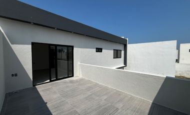 Casa nueva de 3 recámaras y alberca en Venta
