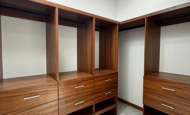 Casa nueva de 3 recámaras y alberca en Venta