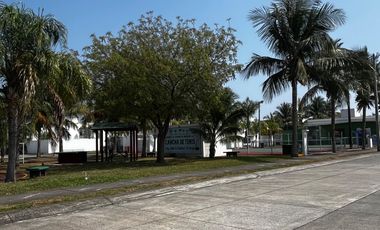 Casa nueva de 3 recámaras y alberca en Venta