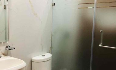 Renta de departamento de 2 recámaras amueblado en planta baja a 3 minutos de Tres Ríos