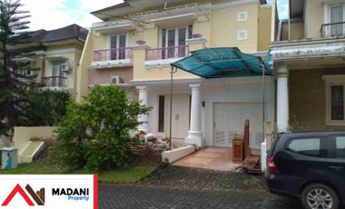 Rumah disewakan di Winangun II, Bumi Nyiur, Manado, Sulawesi Utara