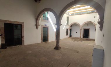 CASA en RENTA MORELIA centro