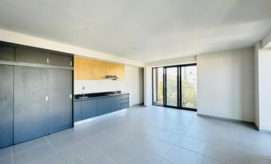 LOFT EN RENTA TORRE BIKIA LEON GTO ZONA CENTRO A UNA CALLE DE LA CALZADA