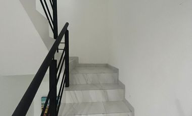 SE VENDE HERMOSA CASA