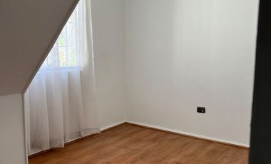 Parque Tobalaba - Peñalolen - Casa De 3 Dormitorios - 2 Baño
