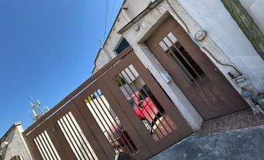 SE VENDE HERMOSA CASA