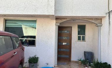 SE VENDE HERMOSA CASA