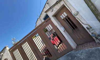 SE VENDE HERMOSA CASA