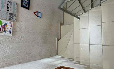 SE VENDE HERMOSA CASA