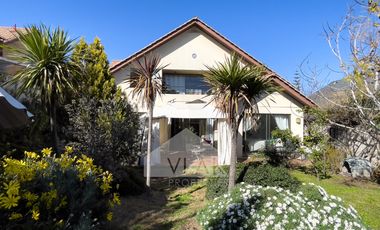 Excelente, Amplia, 4d-3b + Servicios, Condominio Cerrado