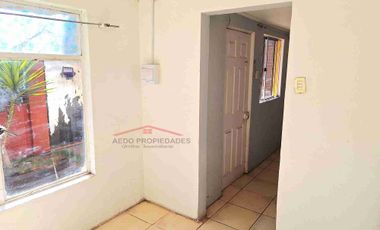 Se Arrienda Funcional Casa Aislada de un piso con Gran Terreno, Villa Padre Hurtado, Artificio,  comuna de La Calera.