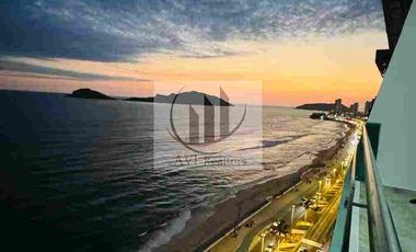 Departamento Penthouse en venta, en The One Tower con vista al mar, en el malecón de Mazatlán  Sinaloa