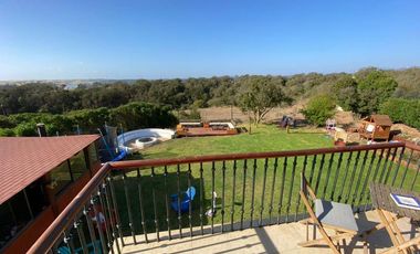 Mantagua, Amplia casa en Condominio, 4 dormitorios, quincho, terraza, 1300 M2