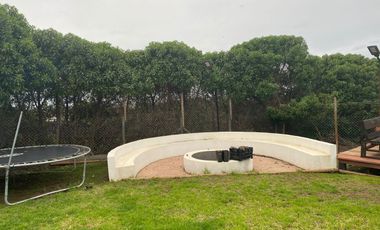 Mantagua, Amplia casa en Condominio, 4 dormitorios, quincho, terraza, 1300 M2