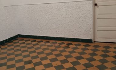 CASA EN RECREO