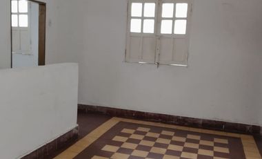 CASA EN RECREO