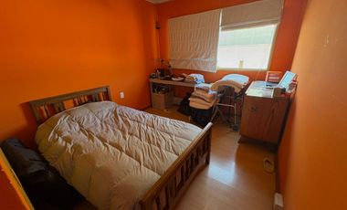 Concón Sur, cómoda casa, 4 dormitorios, 2 baños, patio