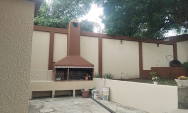 Propiedad comercial cerca del Aleman Humbolt