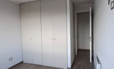 Arrendamos céntrico departamento de 2 d y 1b, nuevo con estacionamiento