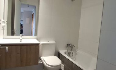 Arrendamos céntrico departamento de 2 d y 1b, nuevo con estacionamiento