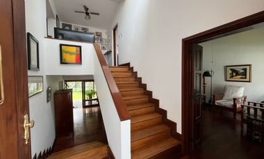 Monterrico VENDO LINDA CASA PRECIOSO JARDIN