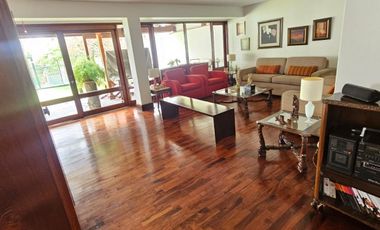 Monterrico VENDO LINDA CASA PRECIOSO JARDIN