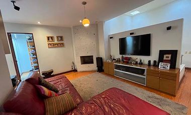 Bello y seguro penthouse duplex - parque cerrado - Casuarinas baja-Surco