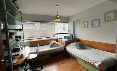 Bello y seguro penthouse duplex - parque cerrado - Casuarinas baja-Surco