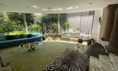 Casa en Renta en Bosques De Las Lomas 3R/3.5B/5E - Jardin - Jacuzzi - 557m2