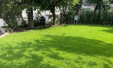 Casa en Renta en Bosques De Las Lomas 3R/3.5B/5E - Jardin - Jacuzzi - 557m2