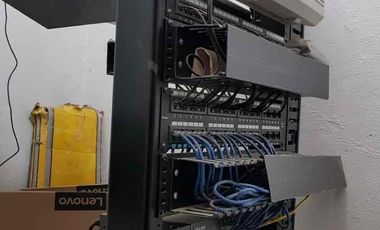 En Venta Edificio Corporativo, cerca del Aeropuerto