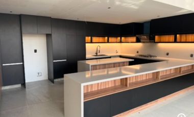 PENTHOUSE DE LUJO EN VENTA EN BELLEZIAN METEPEC EN AV. LA ASUNCION