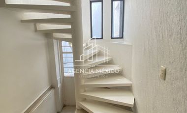 Casa en Venta Satélite Cto. Novelistas