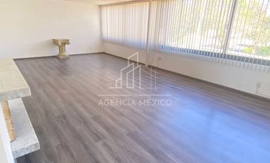 Casa en Venta Satélite Cto. Novelistas