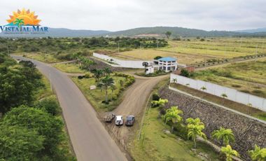Venta de terreno en Puerto Cayo en Manabí, cerca al mar