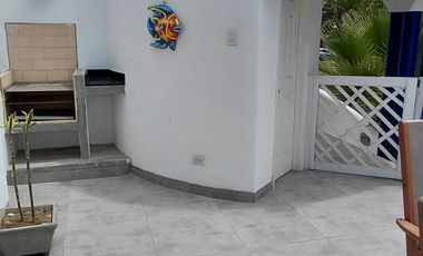 Vendo casa en condominio Puerto Viejo 4 dormitorios piscina