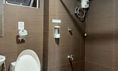 3 BR CONDO WITH PARKING FOR RENT IN BGC