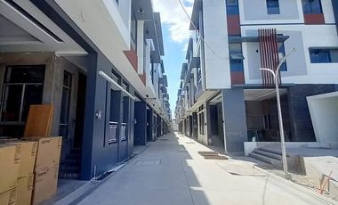 3 bedroom  Brand New Townhouses for Sale in EDSA Congressional, Quezon City