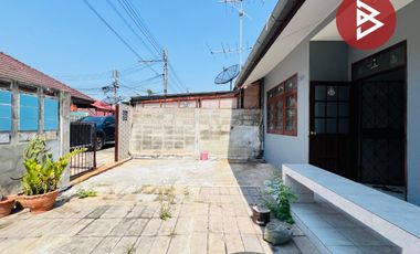 ขายทาวน์เฮ้าส์หลังริมชั้นเดียว เนื้อที่ 27 ตร.วา ชลประทานซอย 5 ลาดใหญ่ สมุทรสงคราม