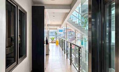 DIJUAL HOTEL AKTIF 4 LANTAI 28 KAMAR LOKASI PREMIUM DI RING 1 MALIOBORO 
YOGYAKARTA