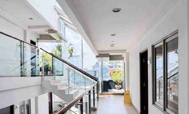 DIJUAL HOTEL AKTIF 4 LANTAI 28 KAMAR LOKASI PREMIUM DI RING 1 MALIOBORO 
YOGYAKARTA