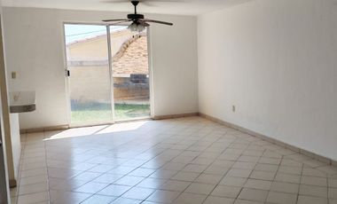 Casa con alberca y doble seguridad en Burgos Bugambilias