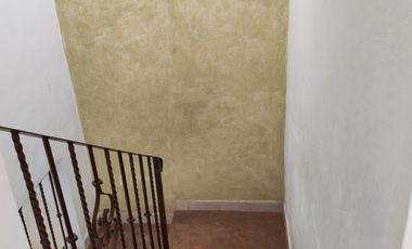 Casa con alberca y doble seguridad en Burgos Bugambilias