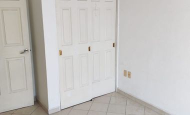 Casa con alberca y doble seguridad en Burgos Bugambilias