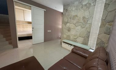 Sewa Kontrakan Rumah di Royal Residence Harga Murah Dekat Citraland Surabaya Barat Tahunan Perumahan Per 2026 Dibawah 75jt