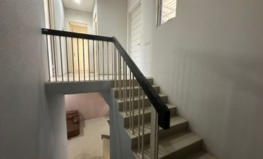 Sewa Kontrakan Rumah di Royal Residence Harga Murah Dekat Citraland Surabaya Barat Tahunan Perumahan Per 2026 Dibawah 75jt